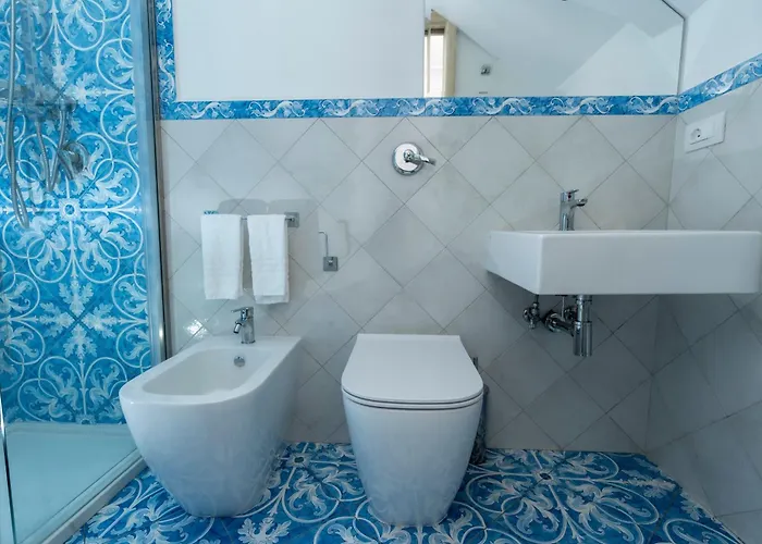 La Piazzetta Капри