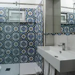 Konukevi La Piazzetta 4*