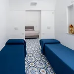 La Piazzetta Konukevi Capri