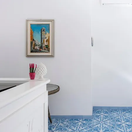 La Piazzetta 3*
