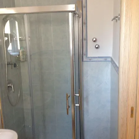 Pensionat La Piazzetta 4*