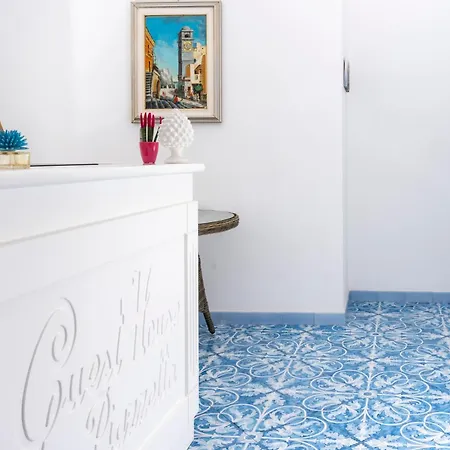 Guest house La Piazzetta 4*