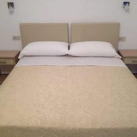 La Piazzetta Guest house 4*