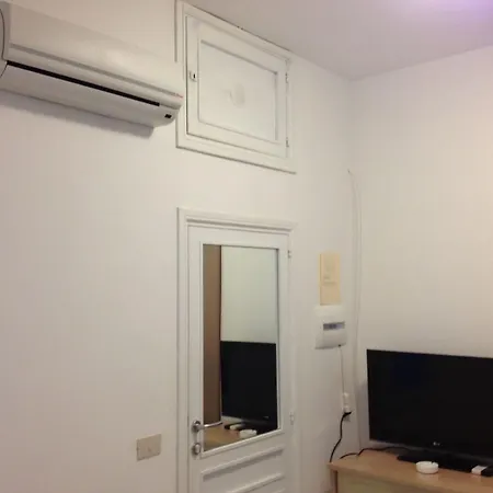 Guest house La Piazzetta 4*